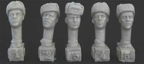 Betrouwbaar Hornet 1:35 Headset Soviet Ushanka Caps - modelbouw