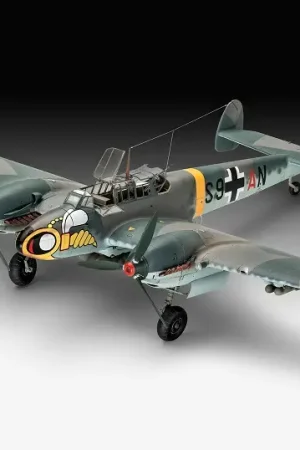 Nieuw Revell 1:32 Messerschmitt Bf110 C-2/C-7 - modelbouw