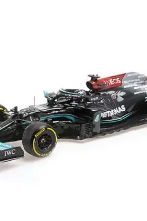 Minichamps 1:18 2021 Mercedes Benz Amg Petronas - modelbouw Korting