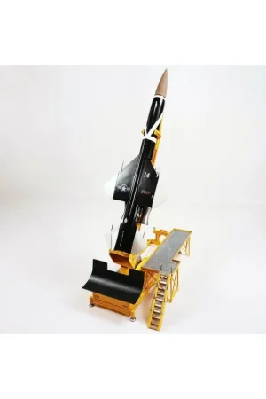 Boeing IM-99 Bomarc missile aircraft plastic model with launch pad 1:56 Schaalmodel Bestseller