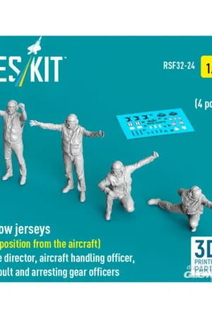 Yellow jerseys (Left position from the aircraft) plane director, aircraft handling officer, catapult and arresting gear officers Beste Prijs