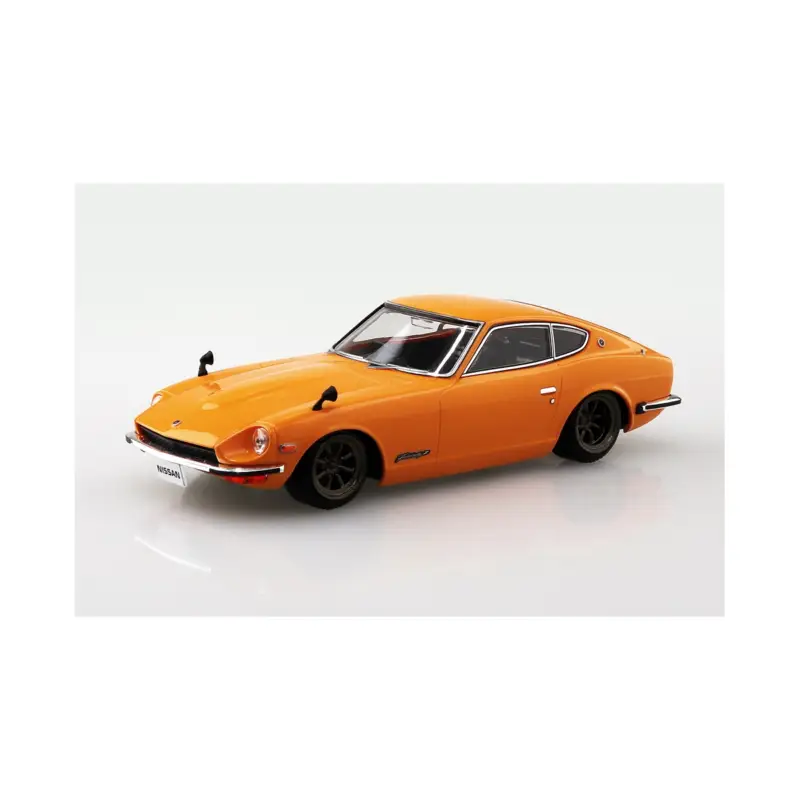 Laatste Versie Nissan s30 fairlady z custom wheel safari brown Schaalmodel