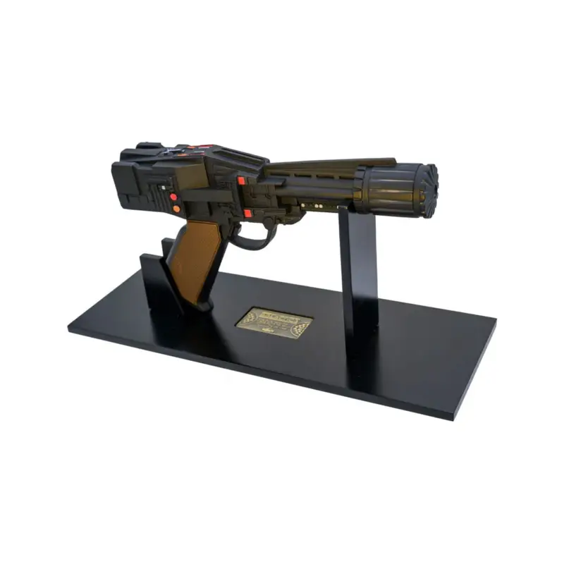 Battlestar Galactica - 1/1 Colonial Blaster Limited Edition Prop Replica Nu Kopen