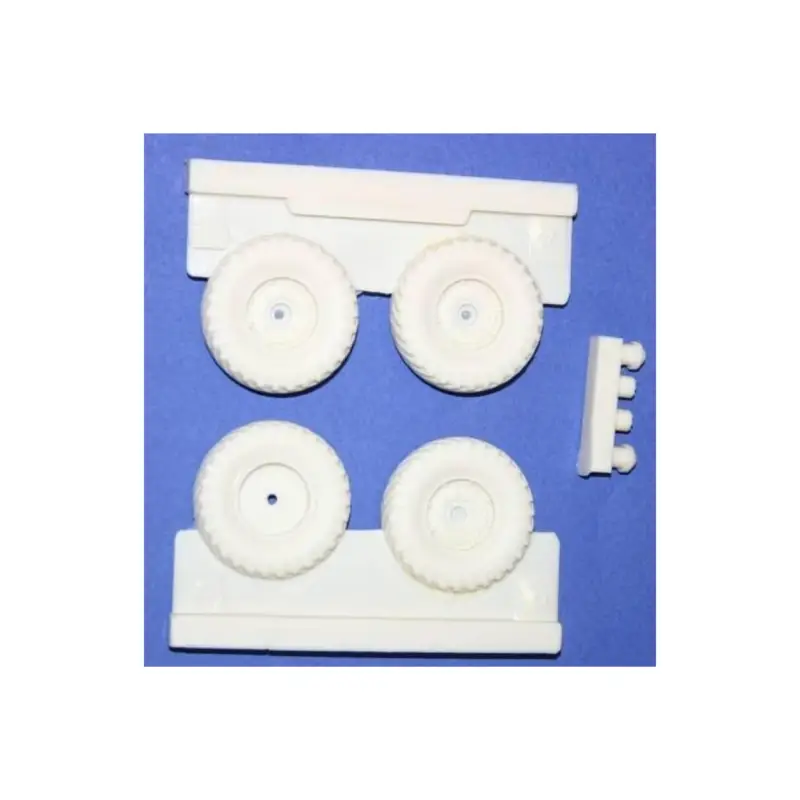 Betrouwbaar Cmk 129-b35008 q.chevr.4x4 wheels10,5x20 cros countryfiresto 1/35