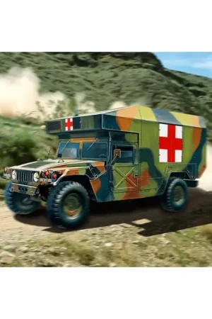 Koop Vandaag Plastic model tank M997 Ambulance 1:35 Schaalmodel