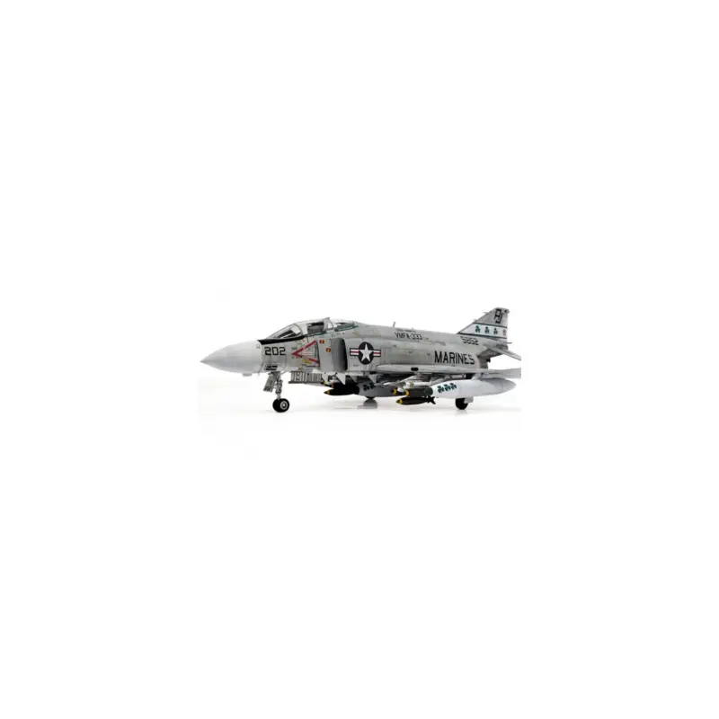 USMC F-4J Phantom II "VMFA-333 Fighting Shamrocks" 1:48 Plastic Aircraft Model Kit Lage Prijs