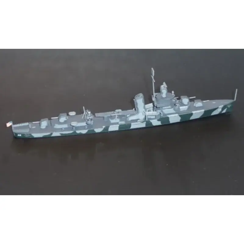 Goedkoop Desroyer USS Hammann Schaalmodel