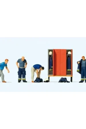 Brandweerlieden maken zich klaar om te vertrekken Figuurtje Laatste Kans