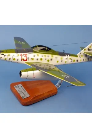 Messerschmitt Me.262 Schawlbe Miniatuur Weekendaanbieding